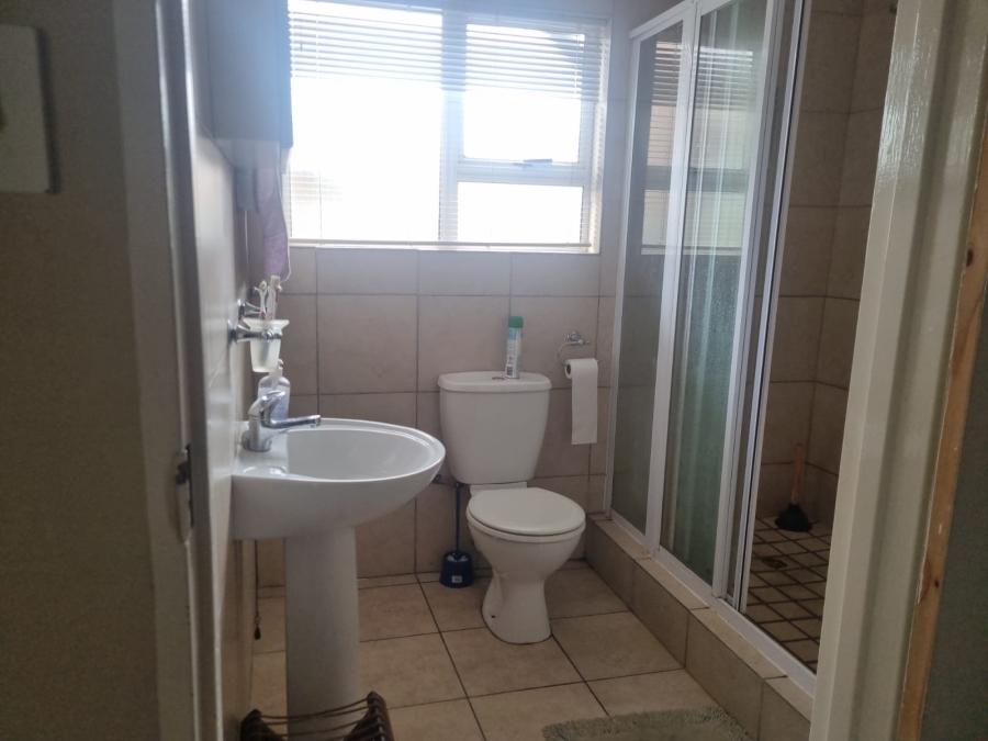 4 Bedroom Property for Sale in Doornkloof Western Cape